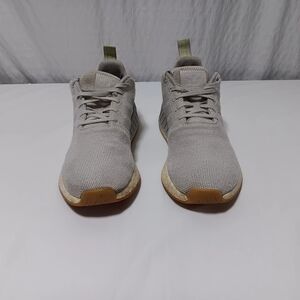 Adidas Boost The brand with the 3 stripes Men's Sneakers. Size 9.5